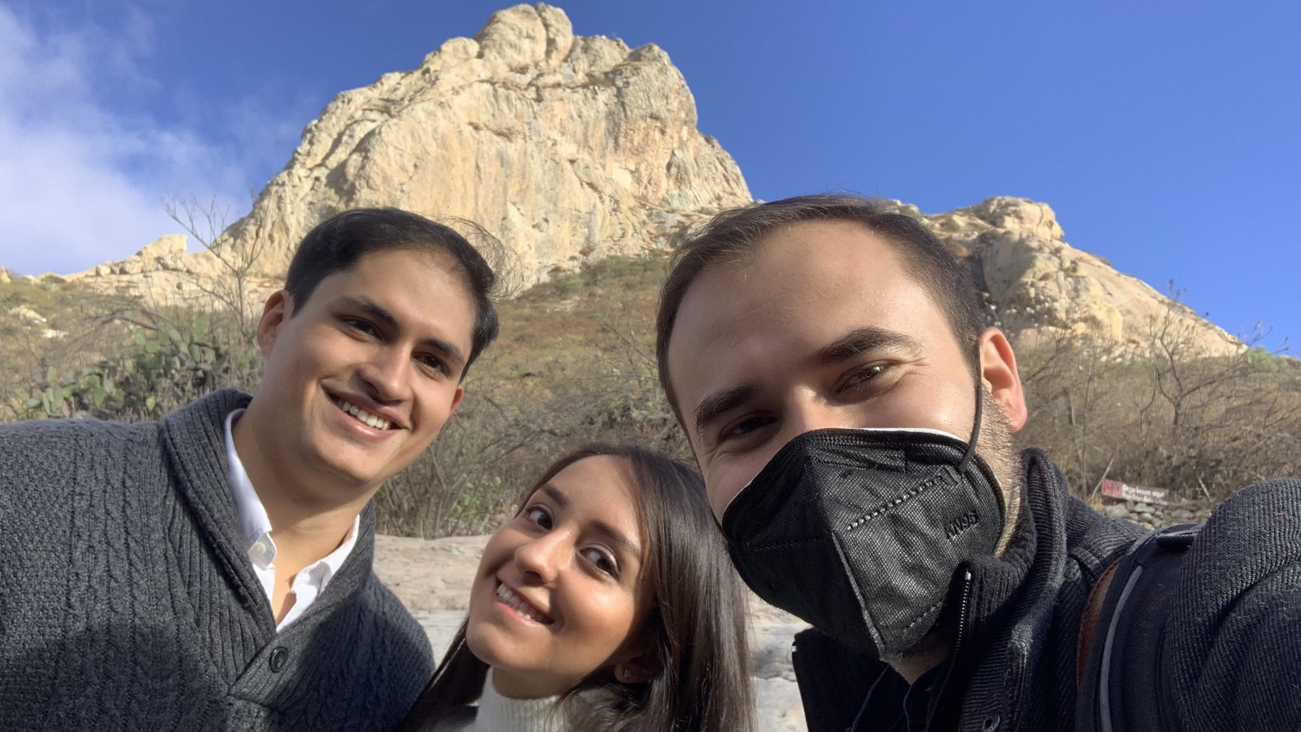 Fotógrafo de bodas en Peña de Bernal, Querétaro — Fernando Ruiz