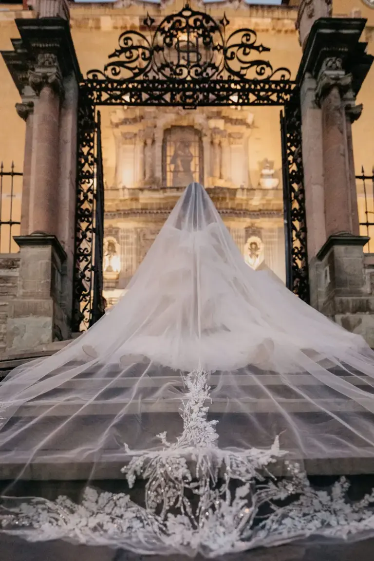 Religious ceremony at the Basílica Colegiata de Nuestra Señora de Guanajuato