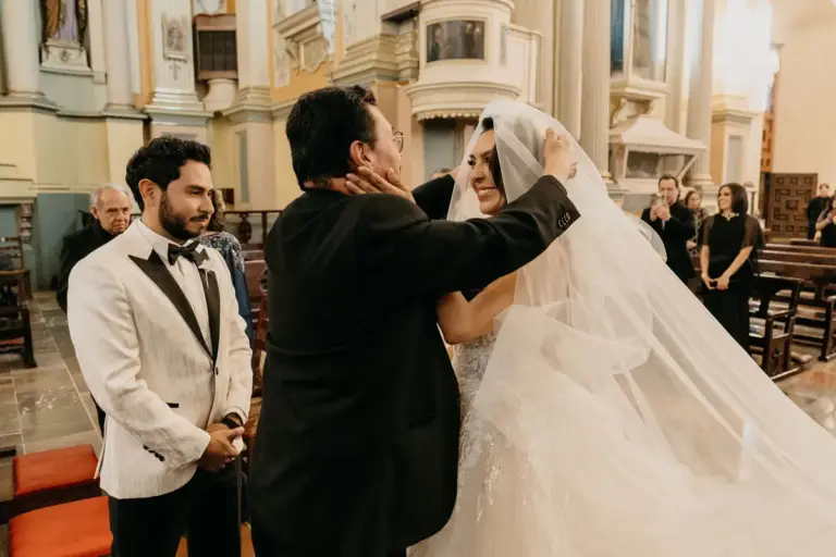 Religious ceremony at the Basílica Colegiata de Nuestra Señora de Guanajuato