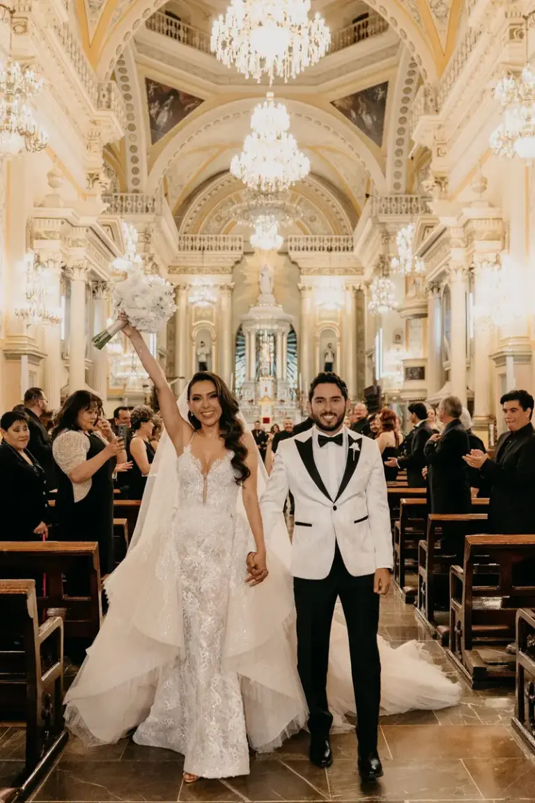 Religious ceremony at the Basílica Colegiata de Nuestra Señora de Guanajuato
