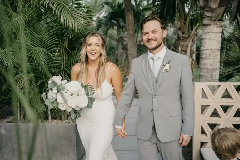 Portrait of the couple at their destination wedding in Los Cabos