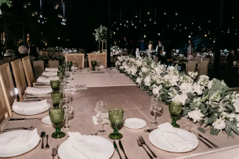 Recepción y primer baile de la boda en Complejo Aura, León, Guanajuato
