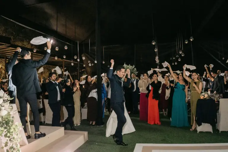Recepción y primer baile de la boda en Complejo Aura, León, Guanajuato