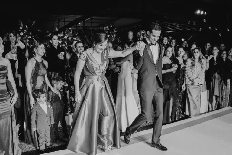 Recepción y primer baile de la boda en Complejo Aura, León, Guanajuato