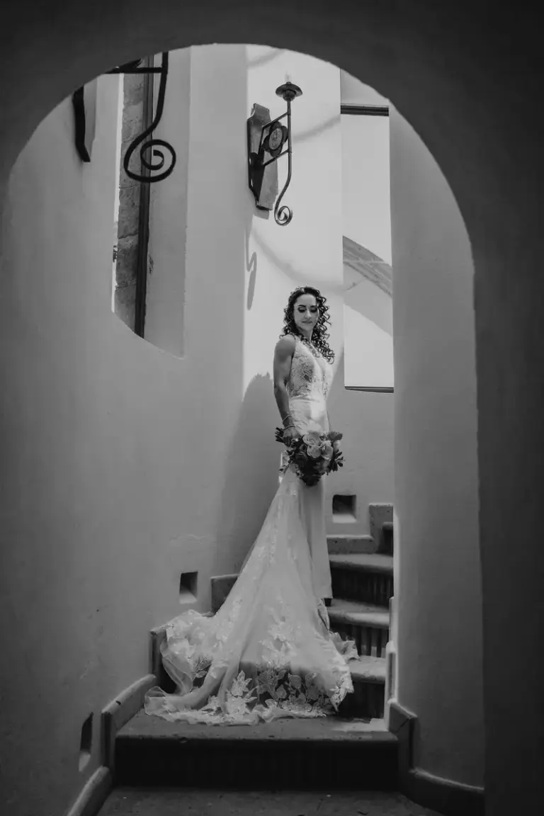 Retrato de novia en Hacienda Los Arcángeles, San Miguel de Allende