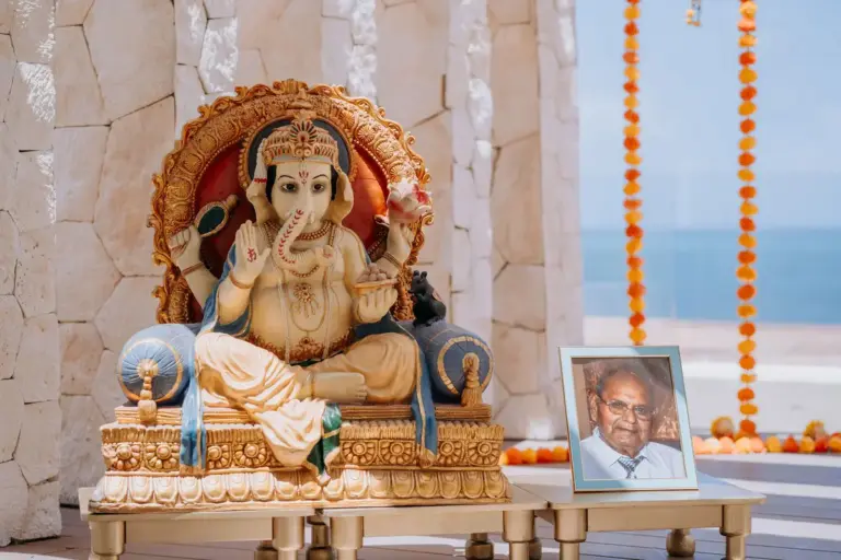 Boda hindú en Royalton Riviera Cancún, la Griha Shanti puja: altar.