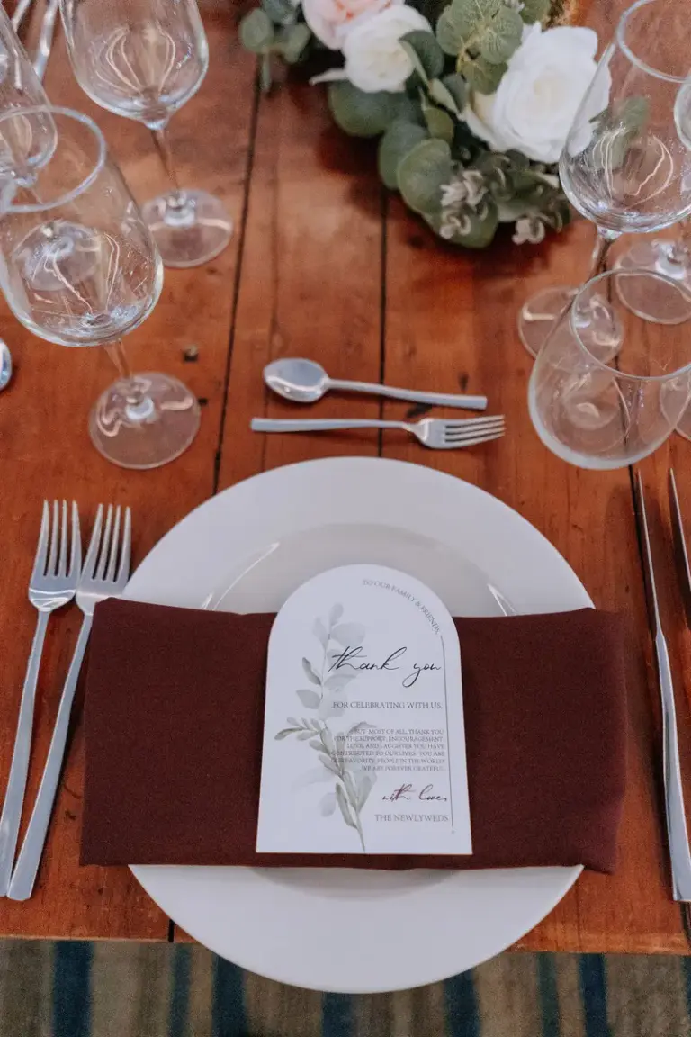 Boda hindú en Royalton Riviera Cancún, la recepción: montaje de mesa.