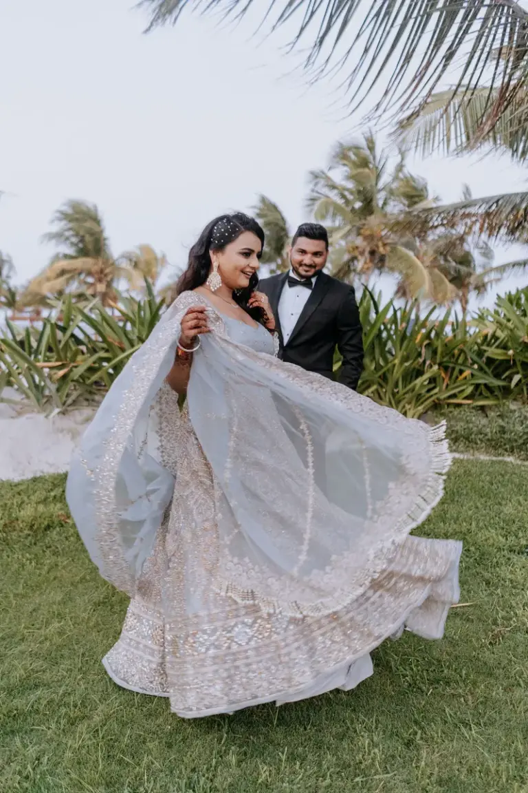 Boda hindú en Royalton Riviera Cancún, la recepción: retrato pareja.
