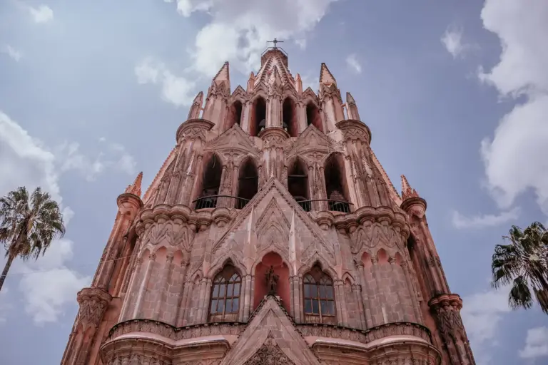Arreglo de novia y encuentro con su papá antes de la boda en San Miguel de Allende