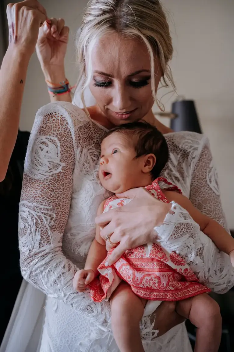 Arreglo de novia y encuentro con su papá antes de la boda en San Miguel de Allende
