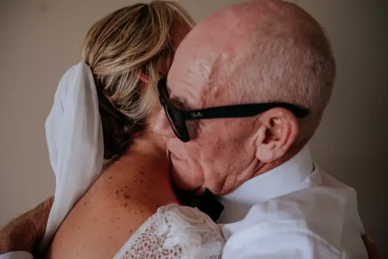 Arreglo de novia y encuentro con su papá antes de la boda en San Miguel de Allende