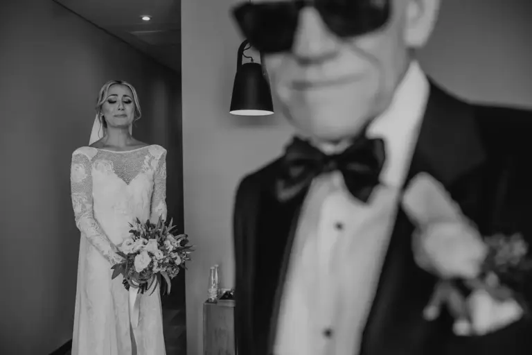 Arreglo de novia y encuentro con su papá antes de la boda en San Miguel de Allende