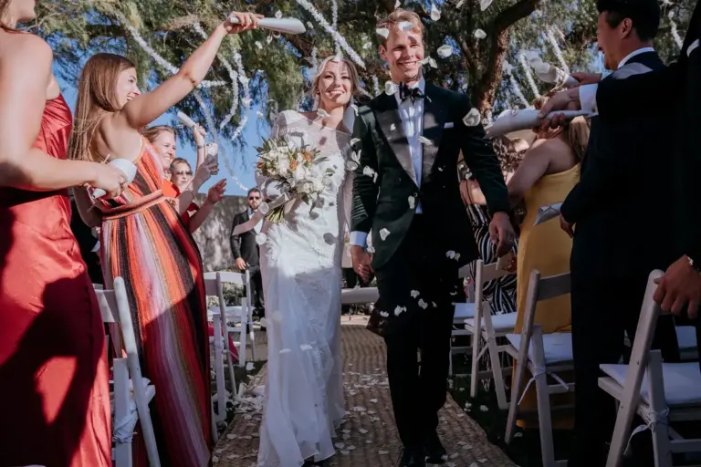 Ceremonia de boda con lazo tradicional en el Viñedo San Francisco, San Miguel de Allende