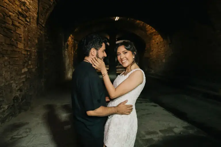 Guanajuato engagement warm tunnel embrace