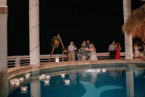Cena, pastel y mariachi en la boda de Villa Azul, Puerto Vallarta