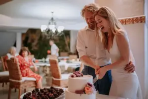 Cena, pastel y mariachi en la boda de Villa Azul, Puerto Vallarta