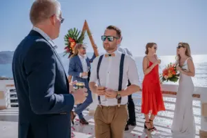 Cóctel y retratos de grupo después de la ceremonia, Villa Azul